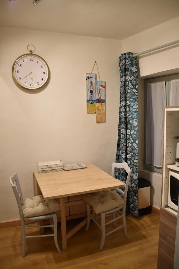 Bed and Breakfast Logis Des Douves Tiffauges Экстерьер фото