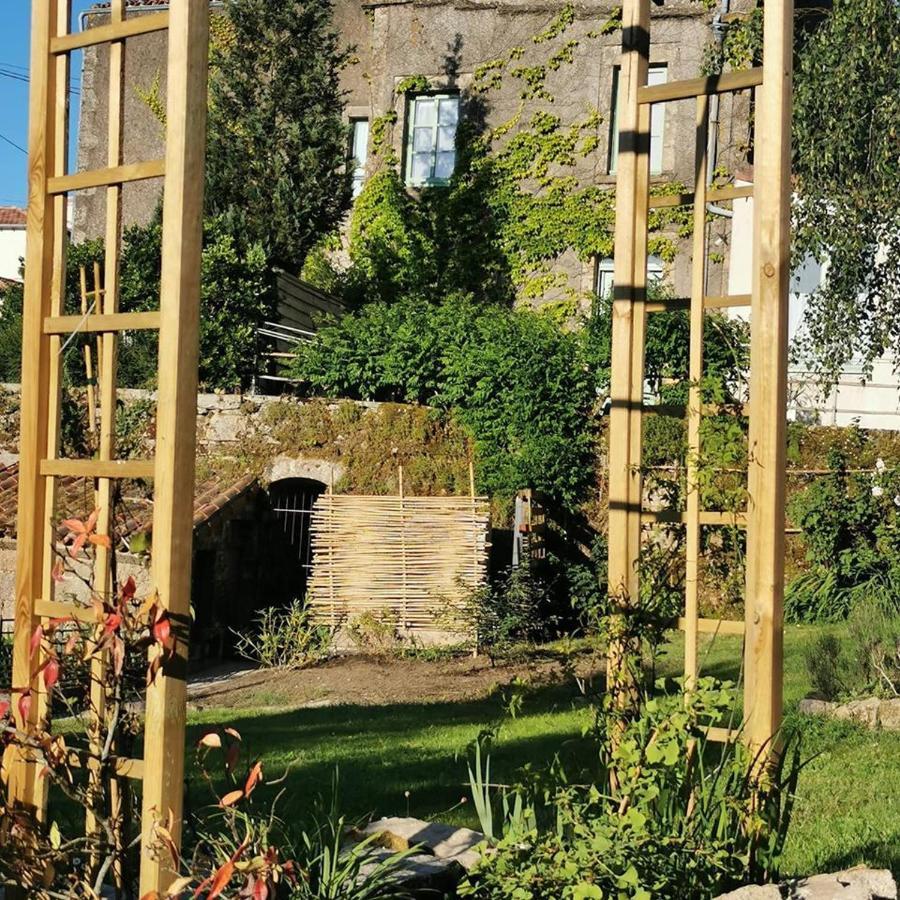 Bed and Breakfast Logis Des Douves Tiffauges Экстерьер фото