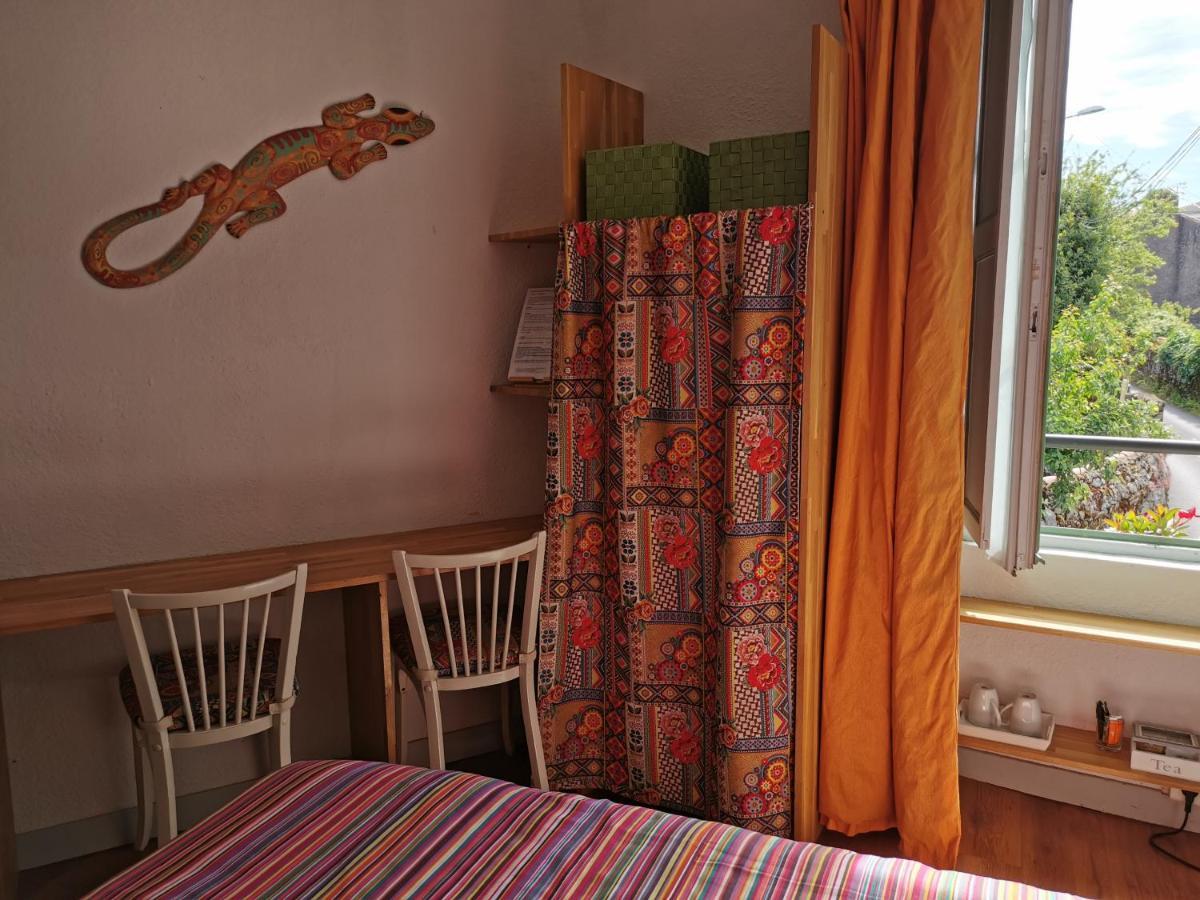 Bed and Breakfast Logis Des Douves Tiffauges Экстерьер фото