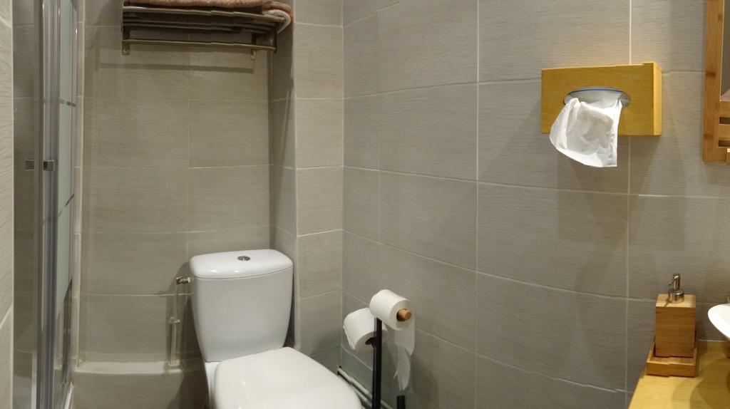 Bed and Breakfast Logis Des Douves Tiffauges Экстерьер фото